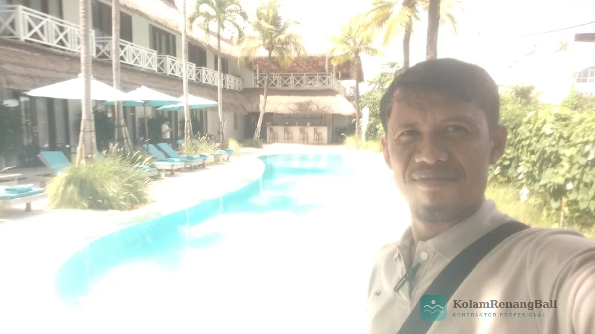 Kolam renang hotel resort di Bali dengan garansi struktur 10 tahun oleh Kontraktor Kolam Renang Bali kontraktor kolam renang profesional