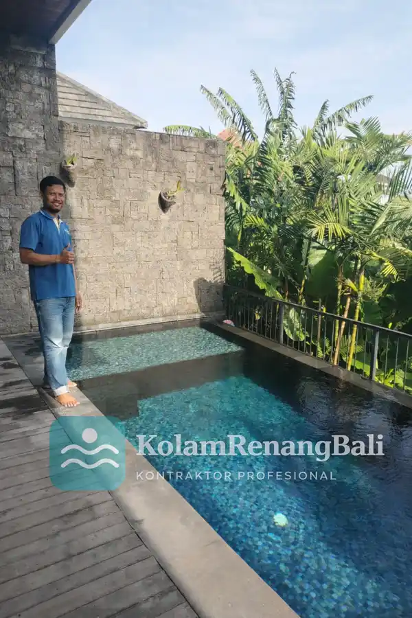Jasa Perawatan Kolam Renang Bali Profesional