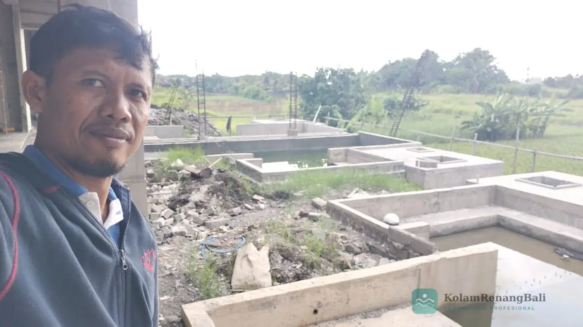 Hasil pengerjaan kolam renang lap pool villa di Jimbaran Bali oleh Kontraktor Kolam Renang Bali kontraktor kolam renang profesional