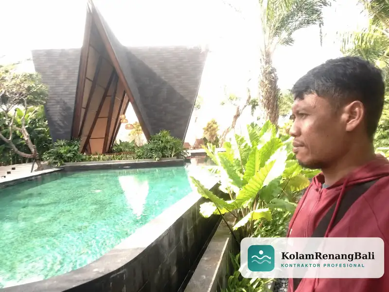 Kontraktor kolam renang Seminyak Bali spesialis villa premium dan boutique hotel