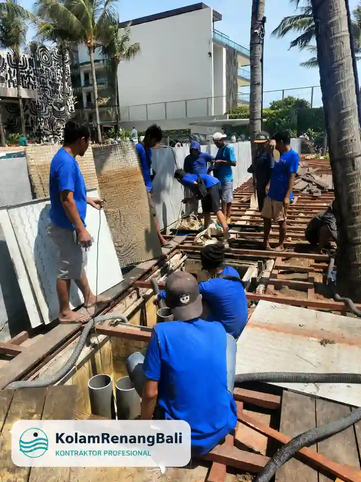 Kontraktor kolam renang Klungkung Nusa Penida - villa resort tebing laut dan Semarapura oleh Kontraktor Kolam Renang Bali